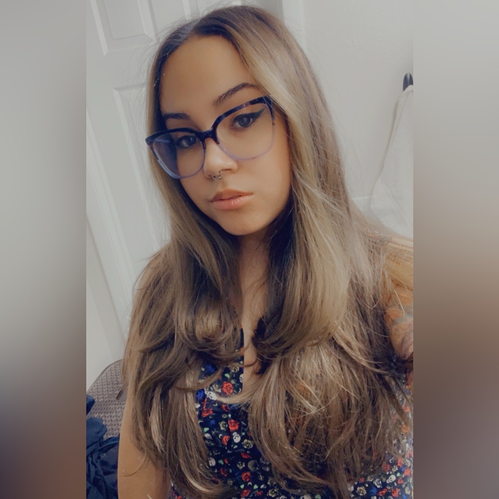 Meet your Posher, Nyobi